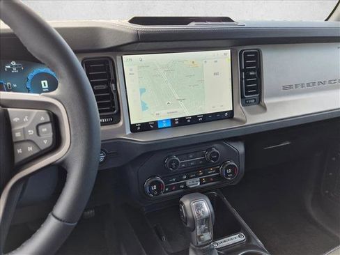 New 2026 Ford Bronco Outer Banks AWD/4WD image 11