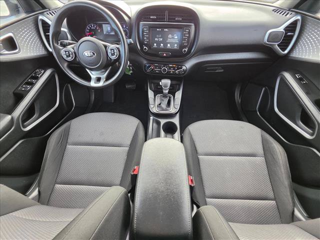 Used 2020 Kia Soul LX FWD image 13