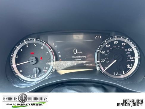 Used 2023 Toyota Highlander XLE AWD/4WD image 16