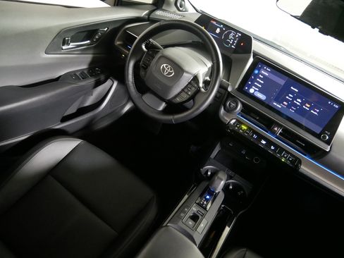 Used 2024 Toyota Prius Limited w/ Limited Premium Package AWD/4WD image 9