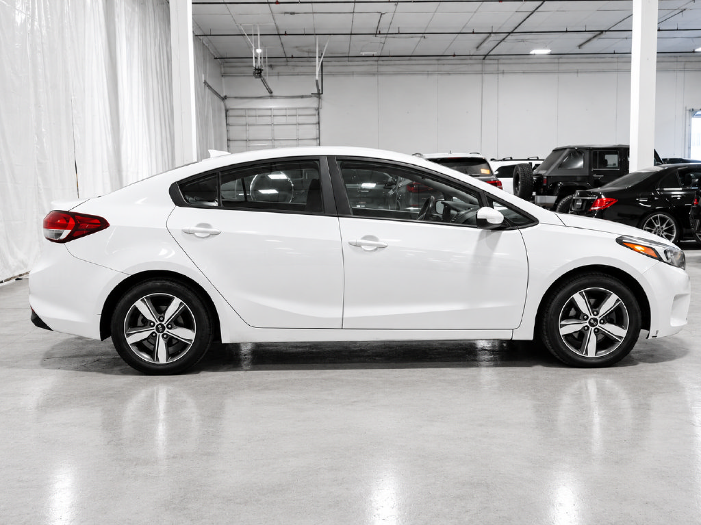 Used 2018 Kia Forte LX w/ LX Popular Package FWD image 7
