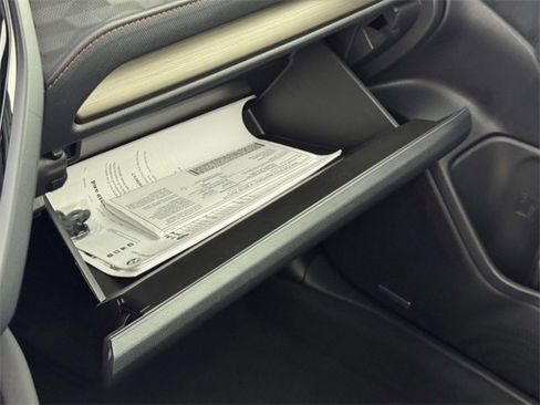 Used 2025 Subaru Forester Touring image 30