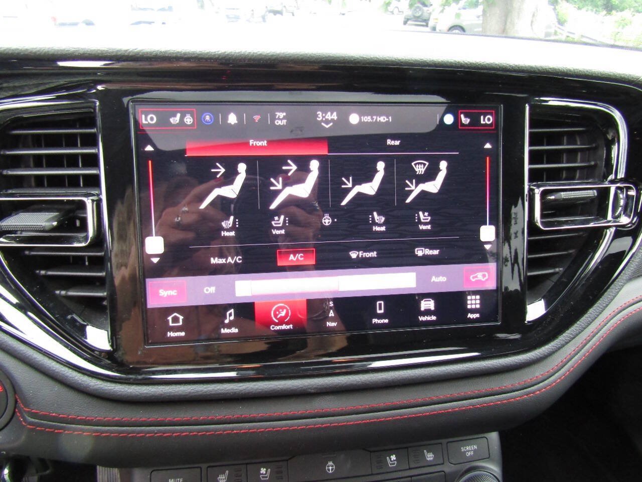 Used 2025 Dodge Durango R/T AWD/4WD image 17