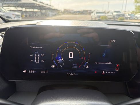 Used 2025 Chevrolet Traverse LT AWD/4WD image 22
