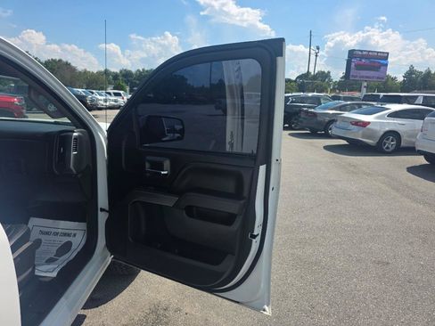 Used 2018 Chevrolet Silverado 1500 LT w/ All Star Edition RWD image 10