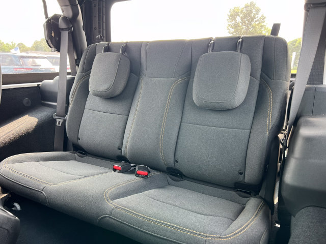 Used 2024 Jeep Wrangler Sport AWD/4WD image 5