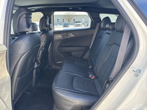Used 2023 Kia Sportage X-Line image 14