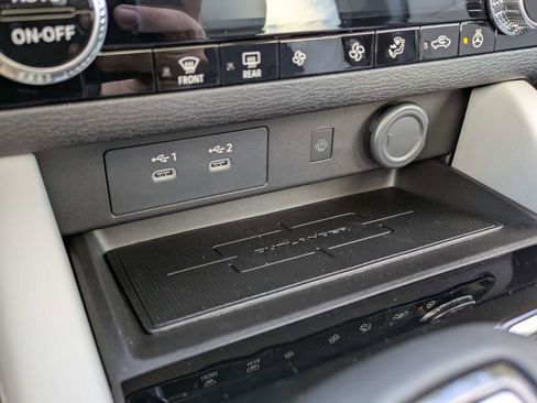 New 2026 Mitsubishi Outlander SE image 23