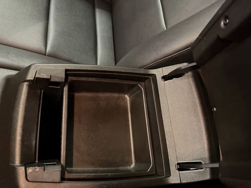 Used 2024 Chevrolet Colorado LT w/ LT Convenience Package III image 22