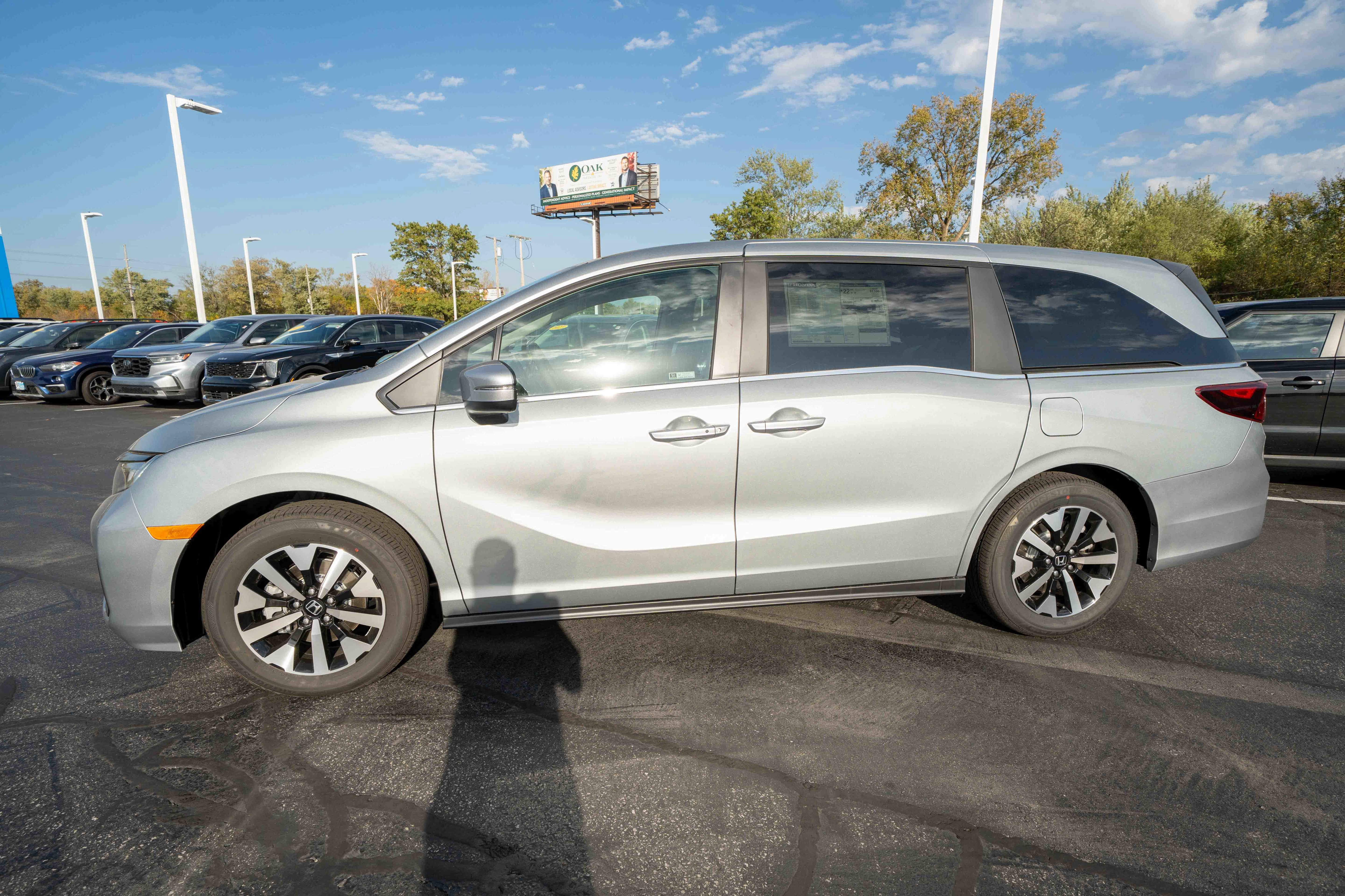 New 2027 Honda Odyssey EX-L image 3