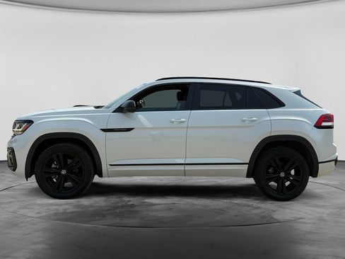 Used 2023 Volkswagen Atlas Cross Sport SEL R-Line AWD/4WD image 6