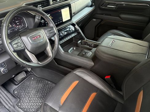Used 2024 GMC Sierra 2500 AT4 w/ AT4 Premium Plus Package AWD/4WD image 9