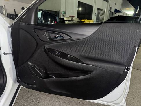 Used 2022 Chevrolet Malibu LT image 27