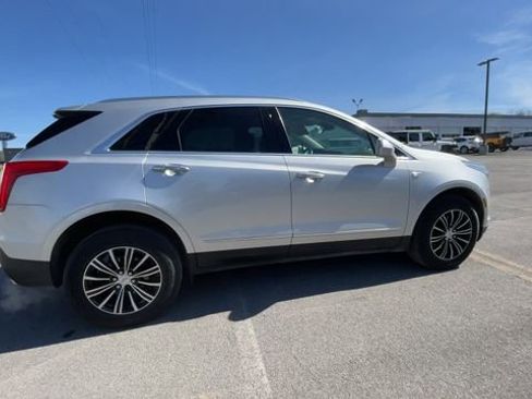 Used 2019 Cadillac XT5 Luxury w/ Trailering Package AWD/4WD image 10