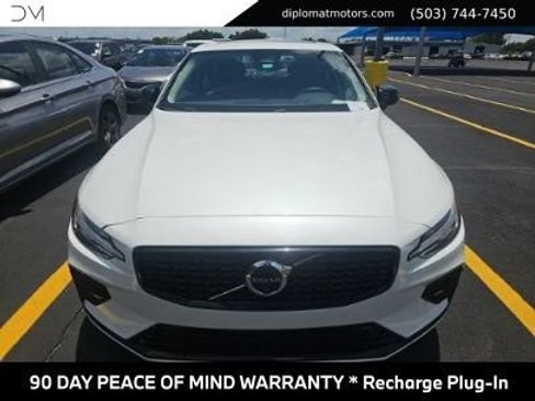 Used 2023 Volvo S60 T8 Plus AWD/4WD image 2