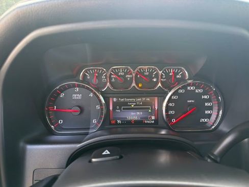 Used 2016 GMC Sierra 1500 SLE w/ Suspension Package, Off-Road AWD/4WD image 18