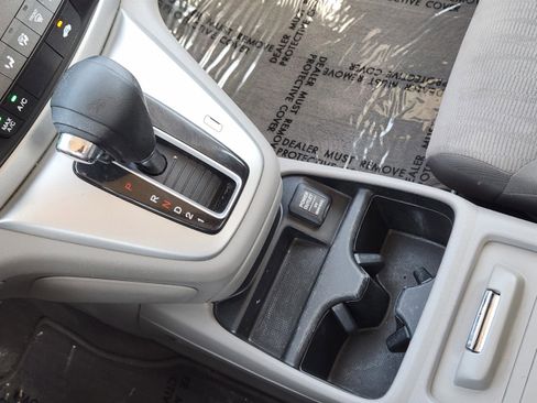Used 2013 Honda CR-V LX image 21