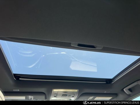 New 2026 Lexus UX 300h FWD image 25
