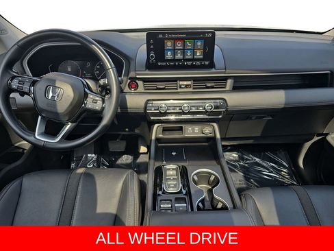 Used 2024 Honda Pilot Touring image 37