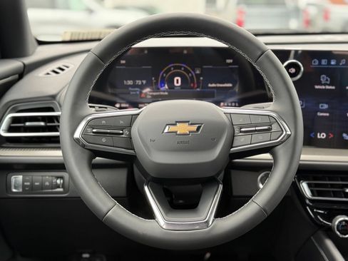 New 2026 Chevrolet Traverse LT w/ Midnight/Sport Edition AWD/4WD image 17