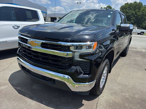 Used 2026 Chevrolet Silverado 1500 LT AWD/4WD image 1