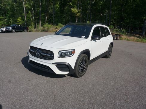 Used 2023 Mercedes-Benz GLB 250 image 23