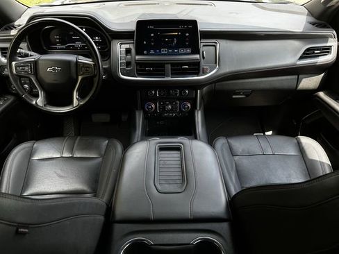 Used 2023 Chevrolet Suburban RST w/ Luxury Package image 11