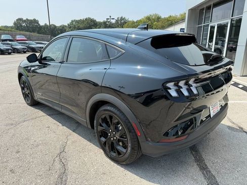 Used 2024 Ford Mustang Mach-E Select w/ Comfort Package Lite image 5