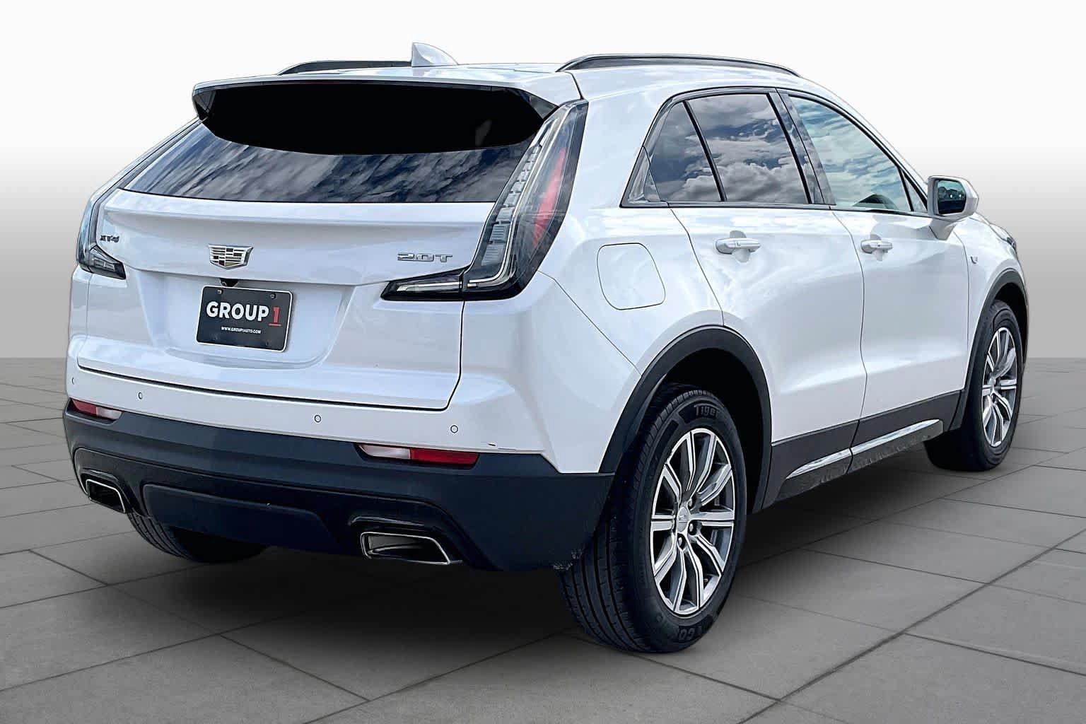 Used 2019 Cadillac XT4 Sport w/ Driver Awareness Package FWD image 13