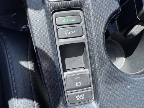 Used 2024 Honda Civic EX-L image 23