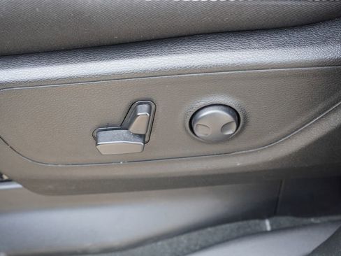 Used 2023 RAM 1500 Big Horn AWD/4WD image 23