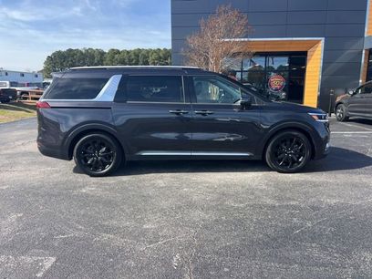 Used 2022 Kia Carnival SX