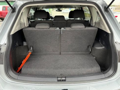 Used 2024 Volkswagen Tiguan S FWD image 17