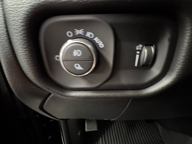 New 2026 RAM 2500 Tradesman AWD/4WD image 21