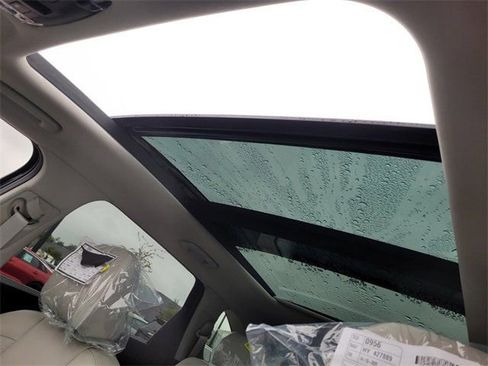 New 2026 Kia Sorento S w/ S Panoramic Sunroof Package image 17