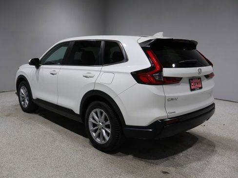 Used 2023 Honda CR-V EX image 4