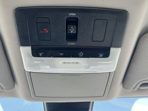 Used 2020 Nissan Altima 2.5 Platinum FWD image 31