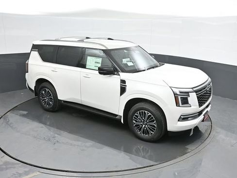 New 2026 Nissan Armada SL w/ Captain's Chari Seat Package image 38