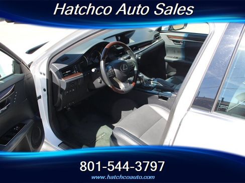 Used 2018 Lexus ES 350 w/ Navigation System Package FWD image 13