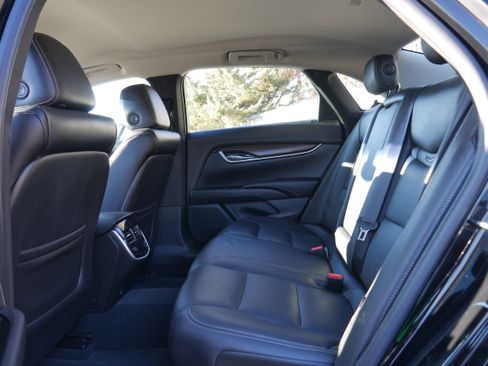 Used 2019 Cadillac XTS Luxury image 14