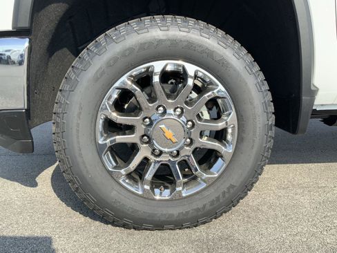 New 2026 Chevrolet Silverado 3500 LTZ w/ LTZ Premium Package AWD/4WD image 20