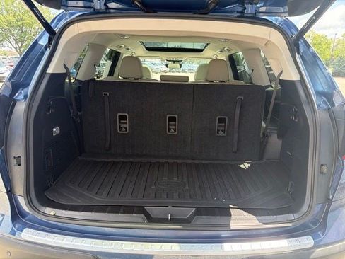 Used 2019 Subaru Ascent Limited AWD/4WD image 16