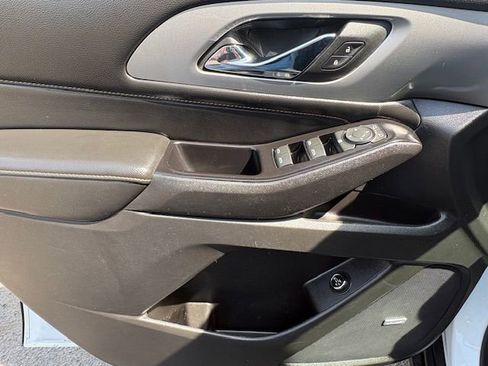 Used 2018 Chevrolet Traverse LT w/ LPO, Floor Liner Package AWD/4WD image 14