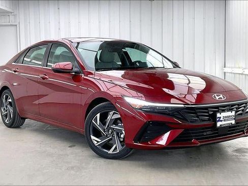 New 2026 Hyundai Elantra Limited image 21