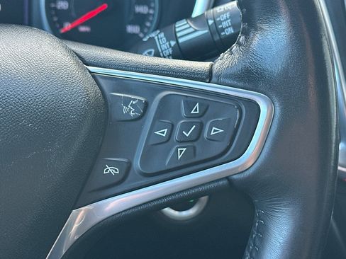 Used 2022 Chevrolet Equinox Premier image 31