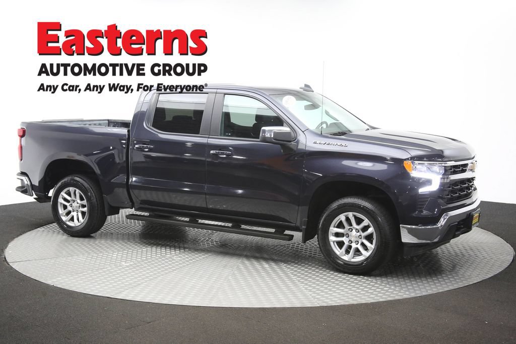 Used 2022 Chevrolet Silverado 1500 LT AWD/4WD image 48