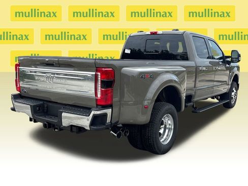 New 2026 Ford F350 King Ranch w/ Chrome Package AWD/4WD image 4