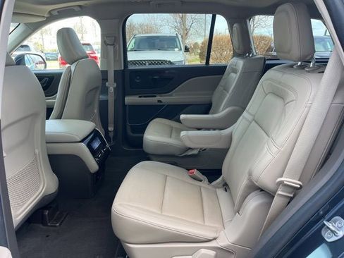 Certified 2023 Lincoln Aviator Reserve w/ Elements Package Plus AWD/4WD image 13