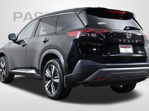 Used 2021 Nissan Rogue SL w/ Premium Package image 7