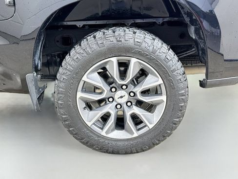 Used 2021 Chevrolet Silverado 1500 RST w/ Texas Edition Plus AWD/4WD image 30